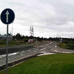 Осторожнее в Муствеэ: дорожная ситуация осложнена из-за ремонта перекрестка 
